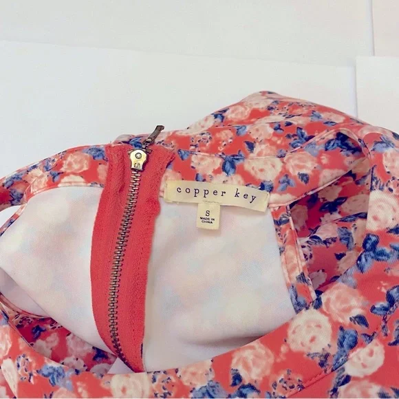 Floral Sleeveless Dress. Pink and Blue - Picture 11 of 17